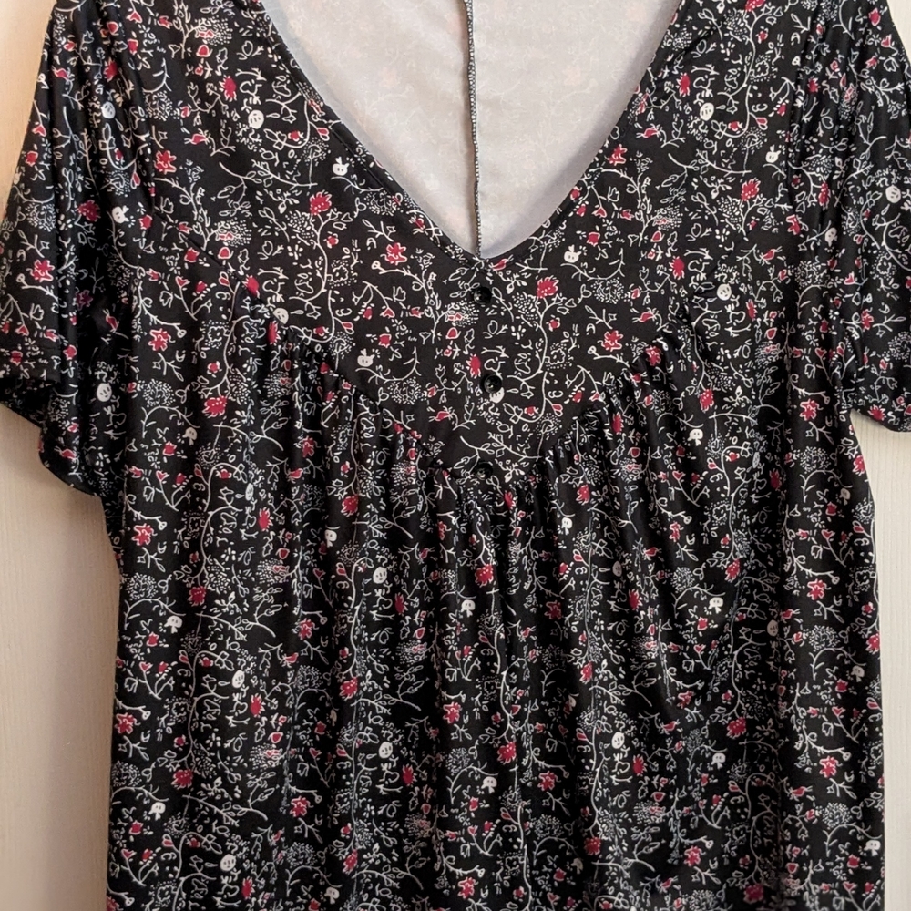 SHEIN Black and White Floral Dress
